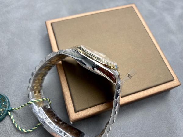 激安ロレックス内部構造